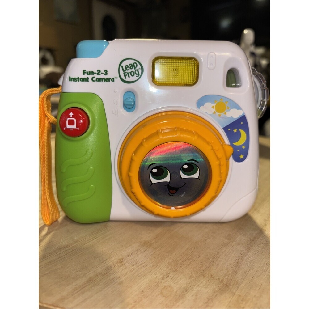 LeapFrog Fun-2-3 Instant Camera, Multicolor, "toy camera for toddlers 1-3" Works